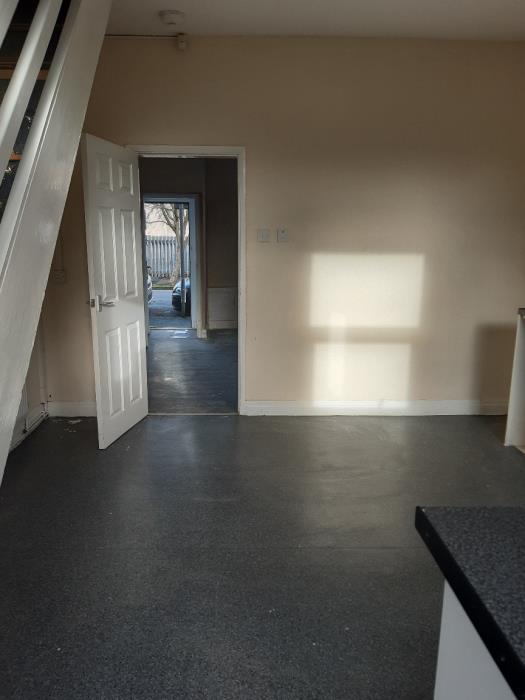 Kitchen & Stairs